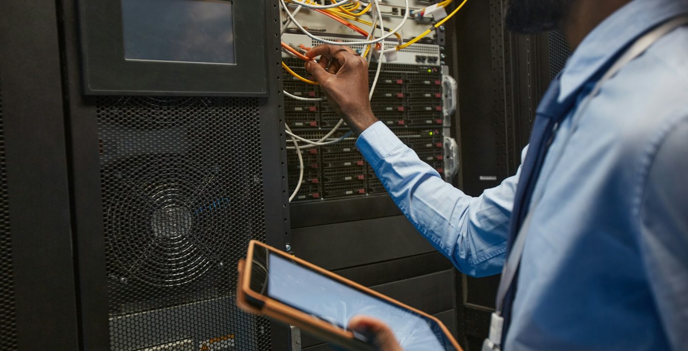 data cabling contractor